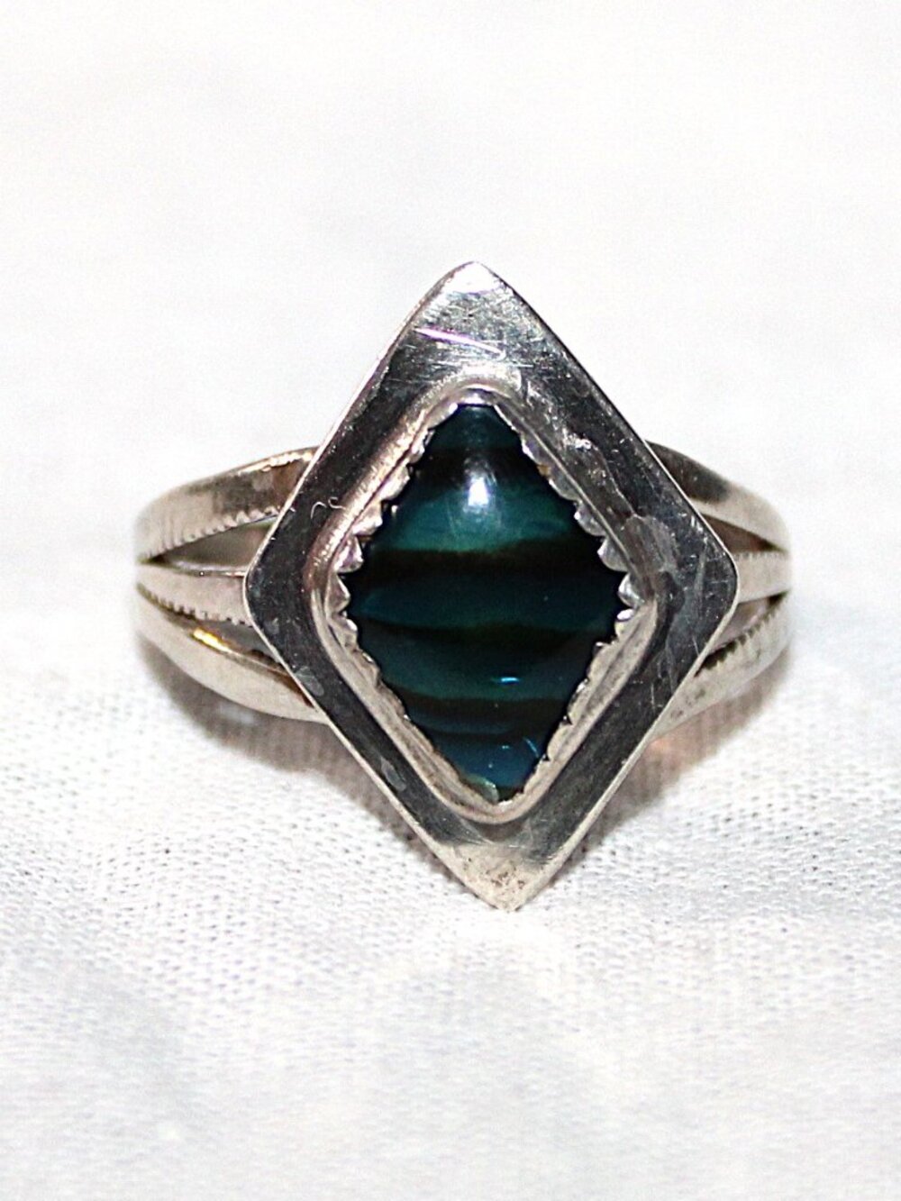 Vintage Sterling Silver Southwestern Faux Abalone Shell Ring